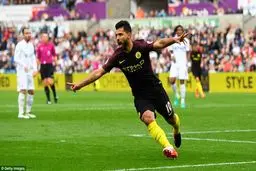 سیتی با درخشش آگرو صدر جدول را حفظ کرد/ لیورپول، هال سیتی را درهم کوبید