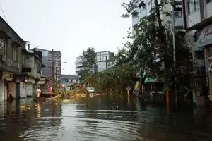 تندباد و بارش شدید باران مازندران را درنوردید