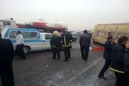 واژگونی مرگبار اتوبوس در محور همدان- ساوه/ ۲۲ مسافر مصدوم شدند