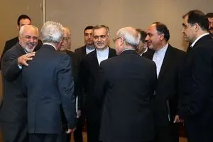 سناریوی انتخاباتی مشاور اقتصادی روحانی برای پوشاندن ضعف‌های اقتصادی دولت!