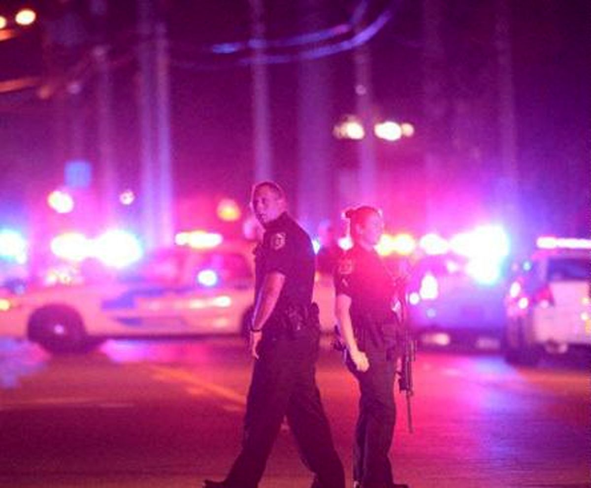 پنج زخمی در پی خشونت یک مرد در "فیلادلفیا"