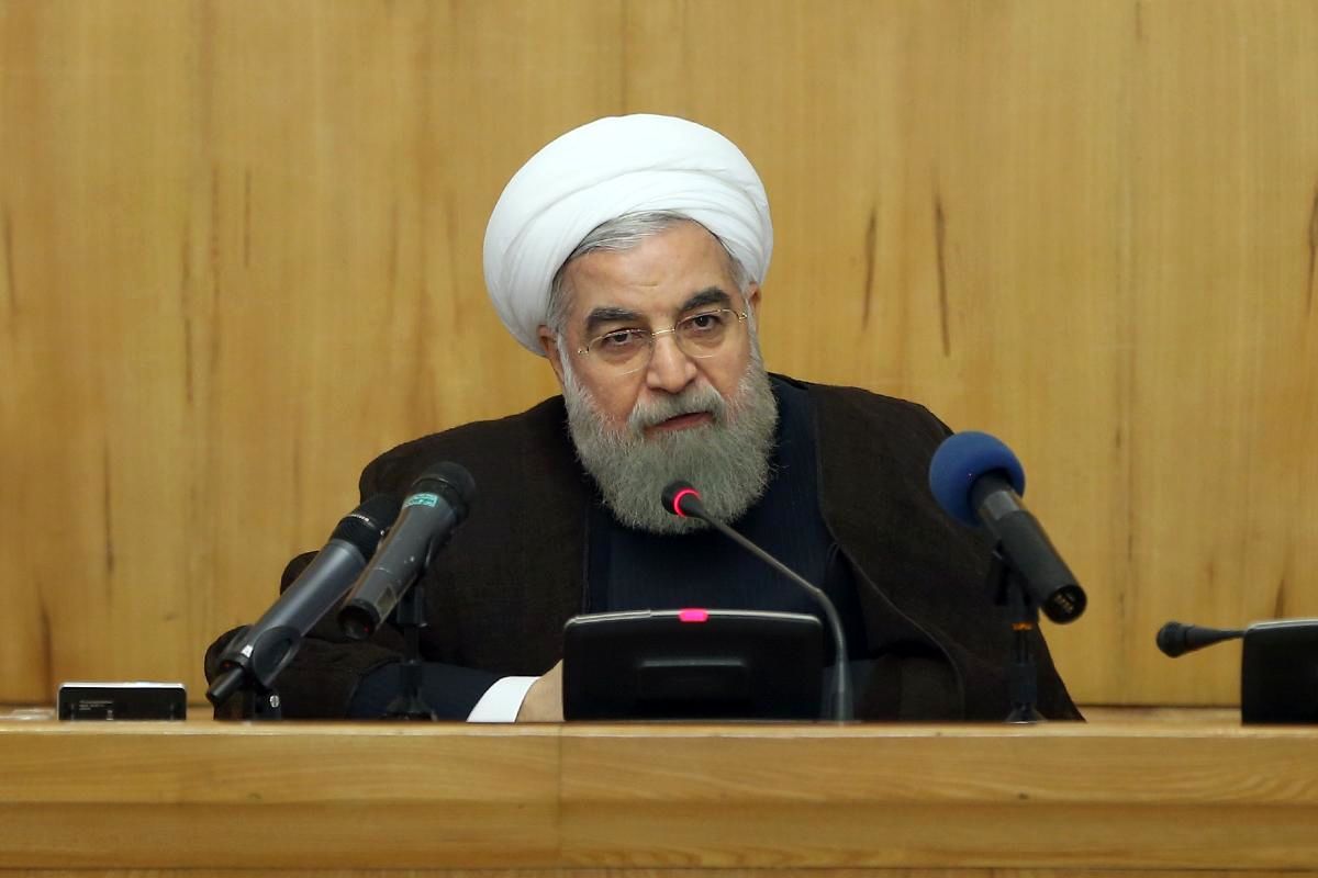 روحانی: تضعیف و تخریب دولت حرام است/ آمریکا هراسی دارد جای ایران هراسی را می‌گیرد