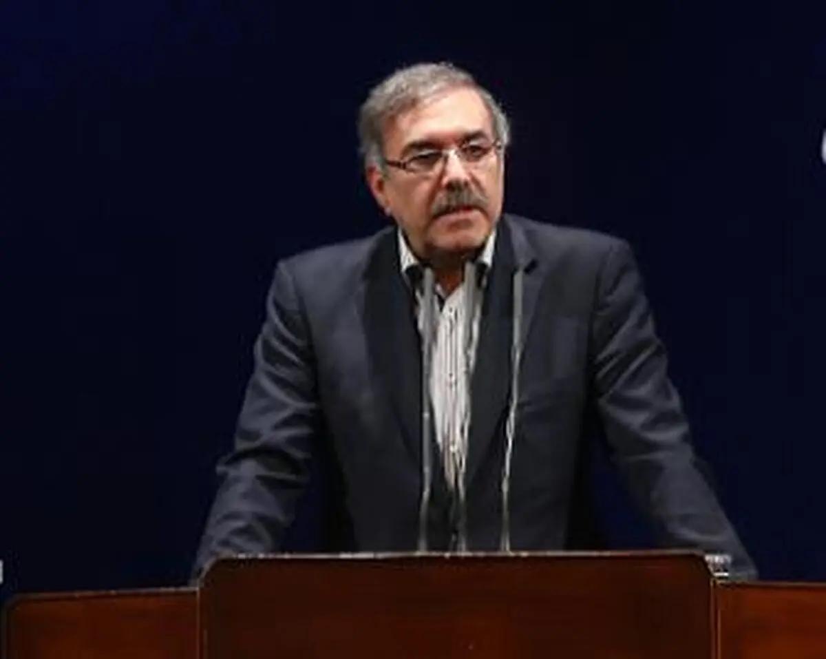 برخی انتقادات از دولت "تند و بی‌منطق" است/ حقوق‌های نجومی بیش از حد بزرگ‌نمایی شد/ تعریف دقیقی از حقوق نجومی ندارم