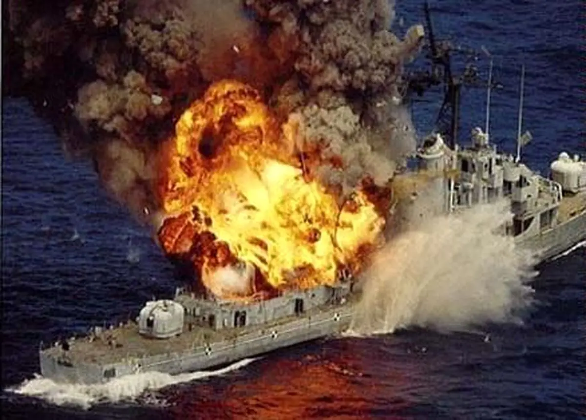 انهدام کشتی جنگی امارات در سواحل یمن