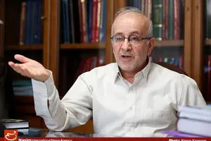 حسن سبحانی: برنامه ششم اصلا برنامه نیست/ دولت طوری برنامه را نوشته که مجلس نتواند از آن‌ها سوال بپرسد