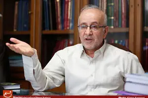 حسن سبحانی: برنامه ششم اصلا برنامه نیست/ دولت طوری برنامه را نوشته که مجلس نتواند از آن‌ها سوال بپرسد