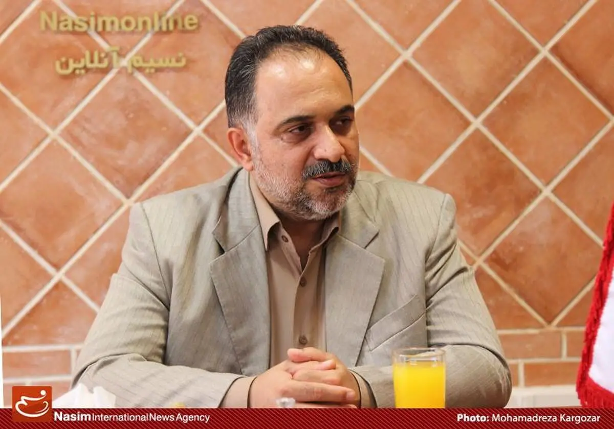 سیم‌کارت‌های بی‌نام و نشان باید تعیین تکلیف شوند/ ورود فناوری بدون پیوست فرهنگی باعث آسیب به جوانان شده/ هک "وای‌فای"جزء بالاترین جرایم فضای مجازی است