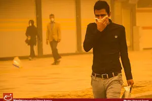 گرد و غبار؛ مدارس و دانشگاه‌های آبادان و خرمشهر را تعطیل کرد/ کاهش دید افقی به ۱۵۰۰ متر