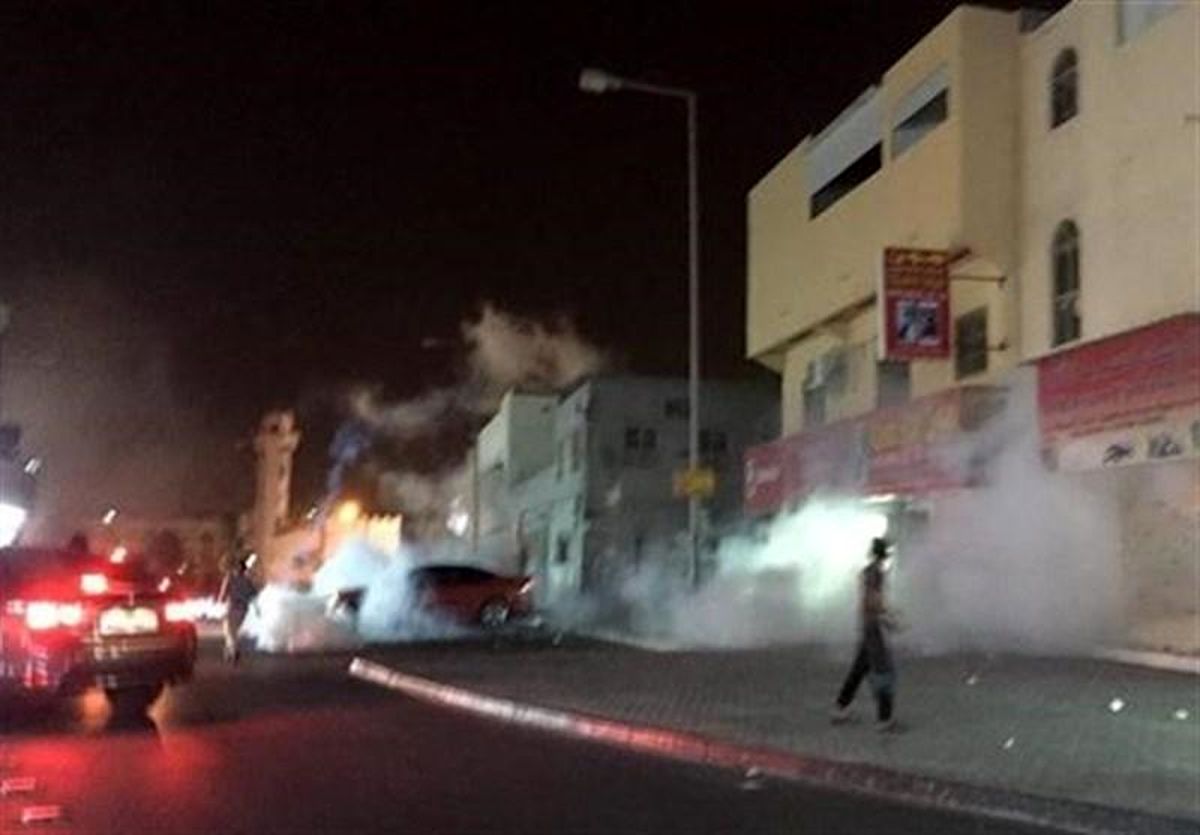 نیروهای "آل خلیفه" با معترضان بحرینی درگیر شدند