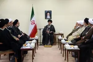تاکید رهبر انقلاب بر تدوین طرح تحول و تشکیل مرکز مطالعات راهبردی در حوزه علمیه