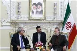 آمریکا و همپیمانانش با تروریسم ابزاری برخورد می‌کنند