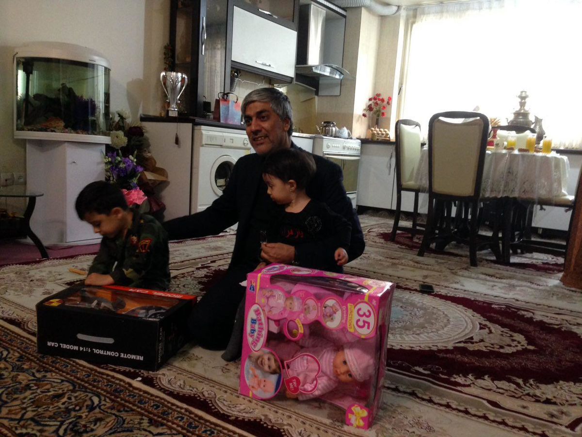 هاشمی: حضور در کنار خانواده شهدا باعث دلگرمی و قوت قلب‌مان می‌شود
