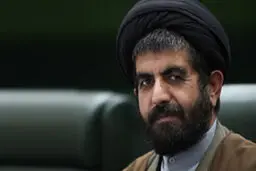 ظریف در جایگاهی نیست که به نمایندگان مجلس اجازه دهد یا ندهد