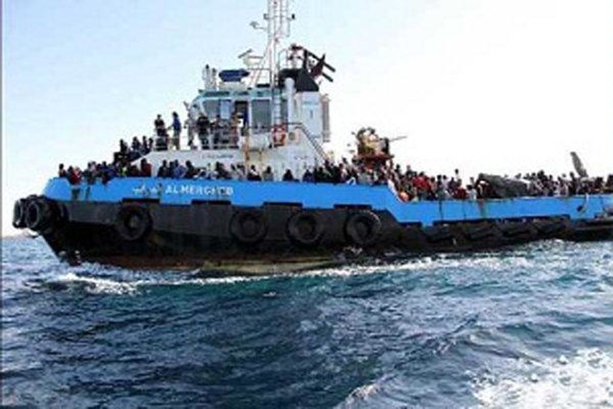 گارد ساحلی ایتالیا جان پنج هزار مهاجر را نجات داد