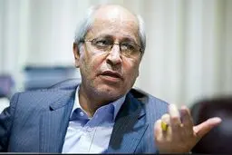 نیلی: سرمایه‌گذاری خارجی در سال‌های اخیر کاهش چشمگیری داشته/ رشد اقتصادی ۴.۴ بهار امسال به دلیل افزایش فروش نفت بود