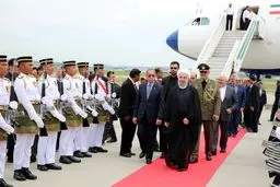 روحانی در دومین مرحله از سفر منطقه ای وارد مالزی شد