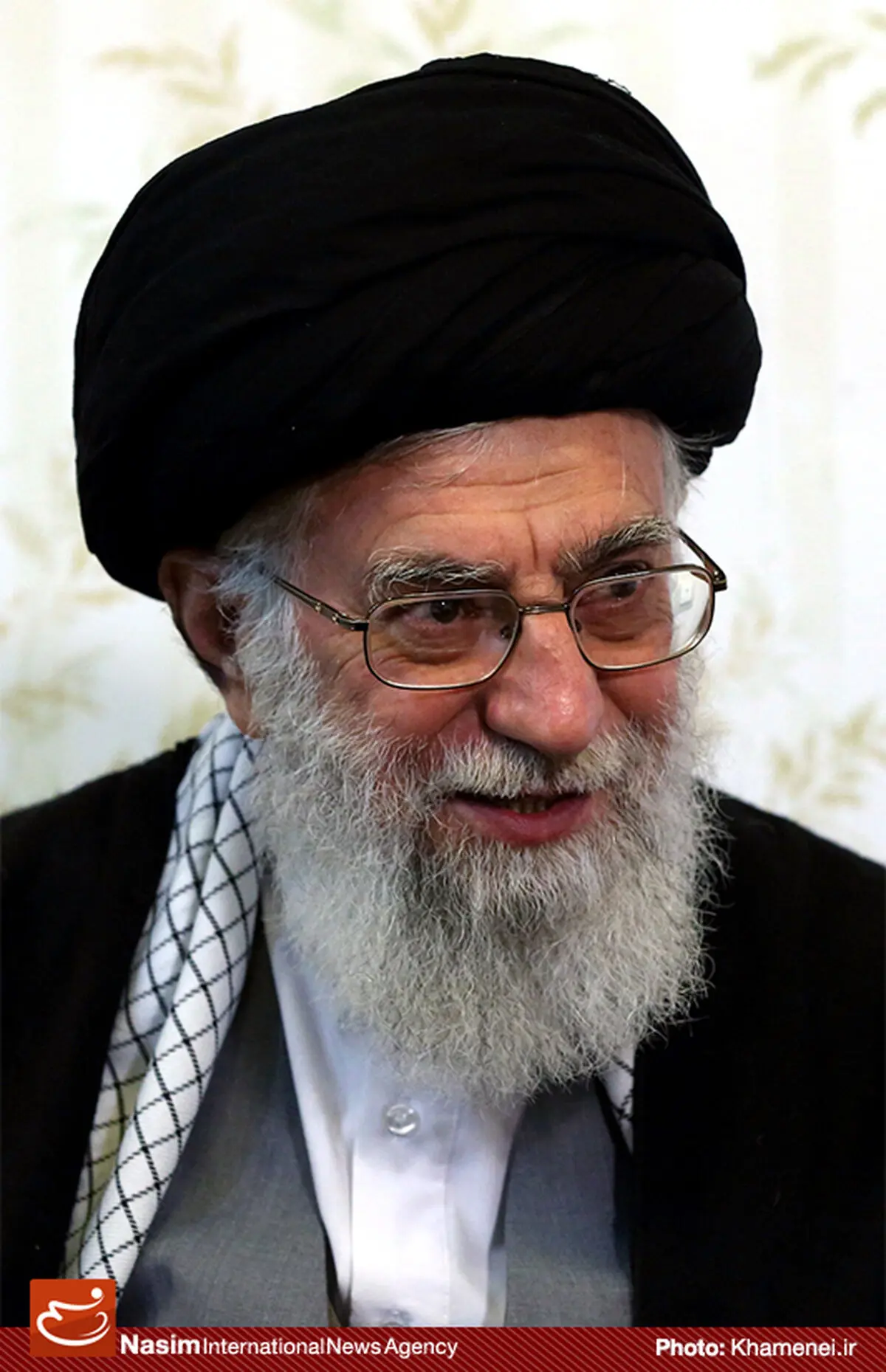ممکن است همه جوانان را شخصا نشناسم، اما همینطور دورادور همه‌تان را دوست دارم