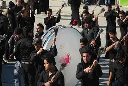 آخرین جزئیات برخورد خونین پژو ۲۰۶ با عزاداران حسینی/ ۱۵تن از عزاداران مجروح شدند