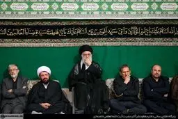 مراسم عزاداری شب عاشورا با حضور رهبر انقلاب برگزار شد + تصاویر