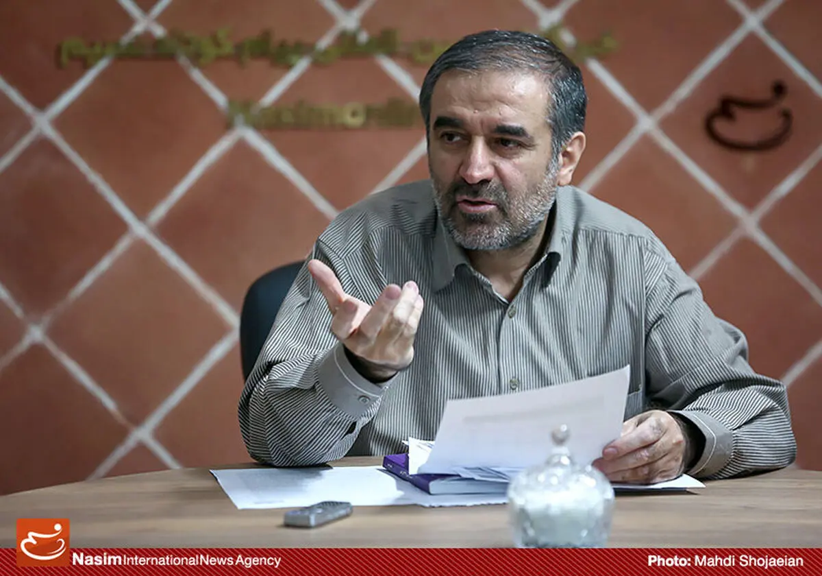 روحانی بین ۱۰ تا ۱۳ درصد ریزش رای داشته است/ برگزاری کنسرت در قم با هدف ایجاد یک دوقطبی کاذب بود