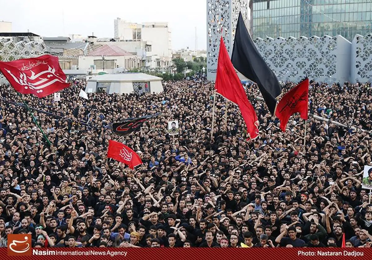 ۱۰ مجلس تعزیه در میدان امام حسین(ع)‌