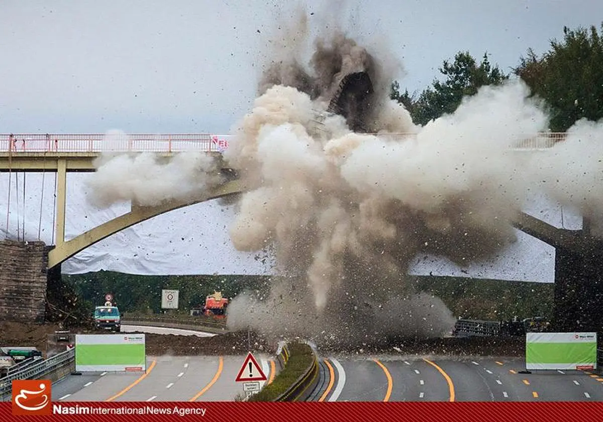 انفجار شدید پل عابر پیاده در آلمان