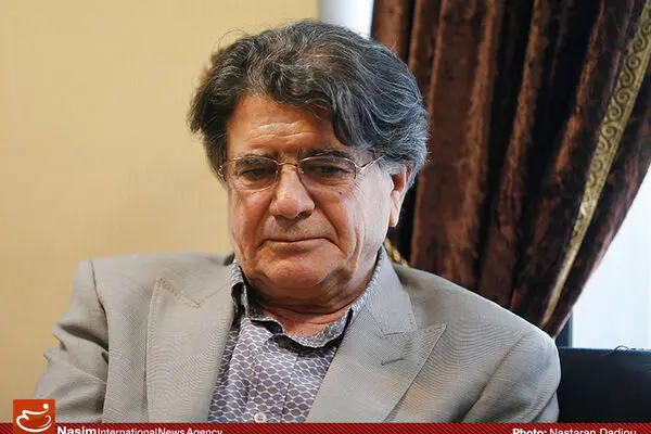 شجریان لج کرد و در مصاحبه با BBC تند رفت/بعد از ۸۸، خیلی‌ها بدون فکر طرفدارش شدند/او در موسیقی کم‌نظیر است