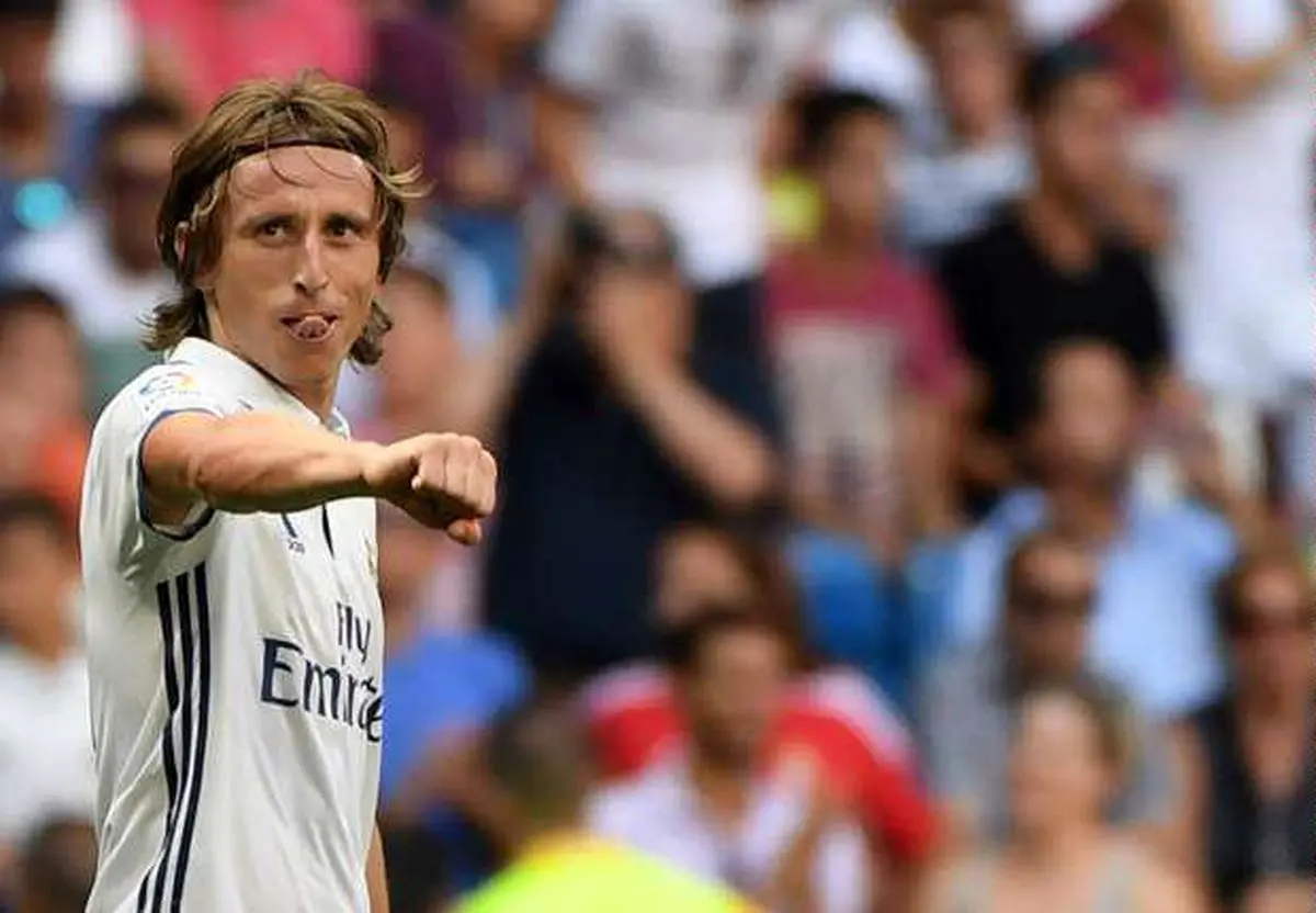 مودریچ تا سال ۲۰۲۰ با رئال تمدید کرد