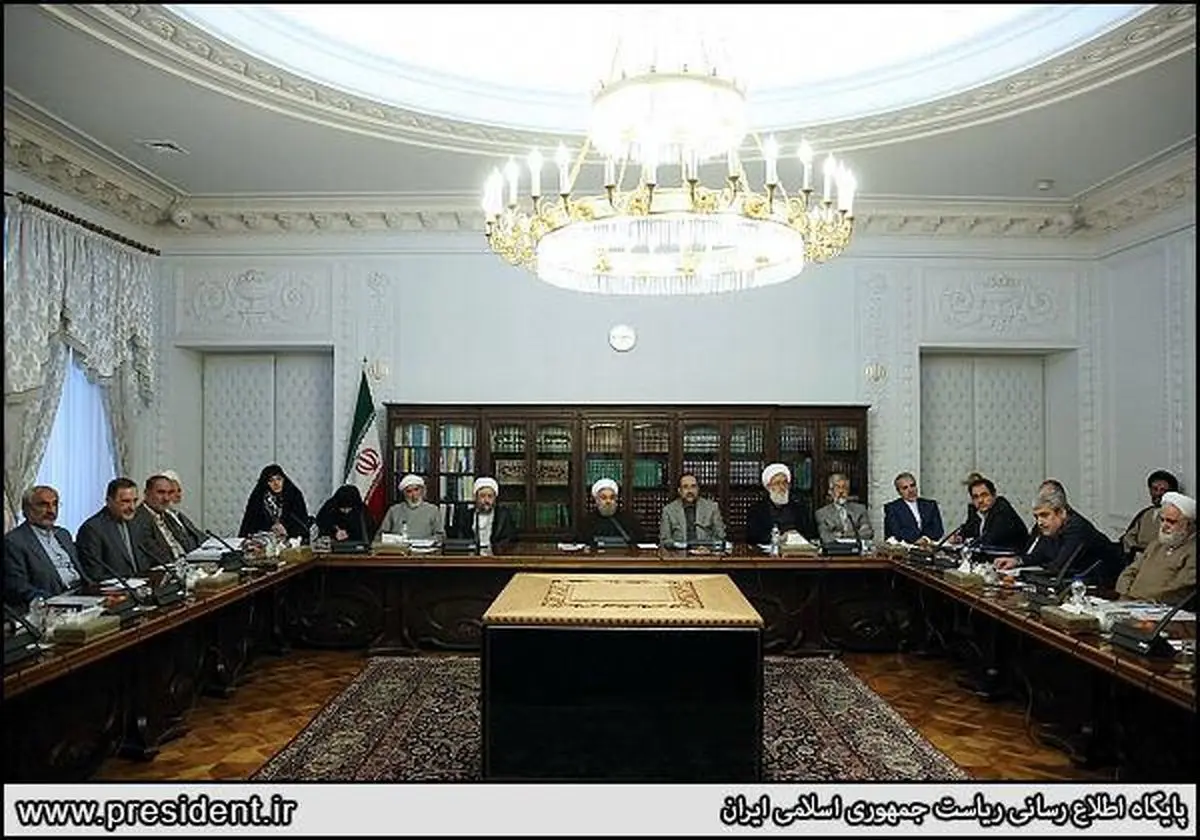 از فرصت ماه محرم باید برای زدودن تحریفها و غنی سازی فرهنگ حسینی استفاده کرد