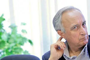 غنی‌نژاد: پتانسیل تورمی به طور خطرناکی افزایش یافته است/ دولت می‌خواهد تا انتخابات کشور را از رکود خارج کند