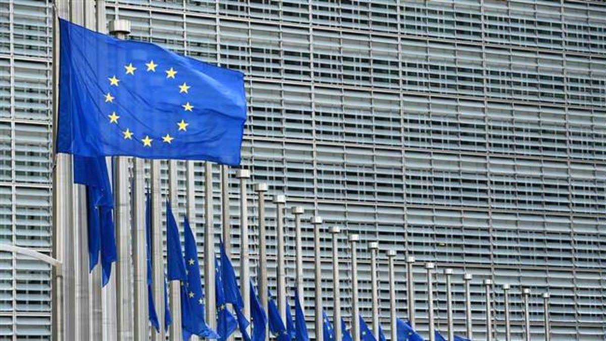 سران اتحادیه اروپا در حال بررسی وضع تحریم‌هایی علیه طرفداران سوریه هستند