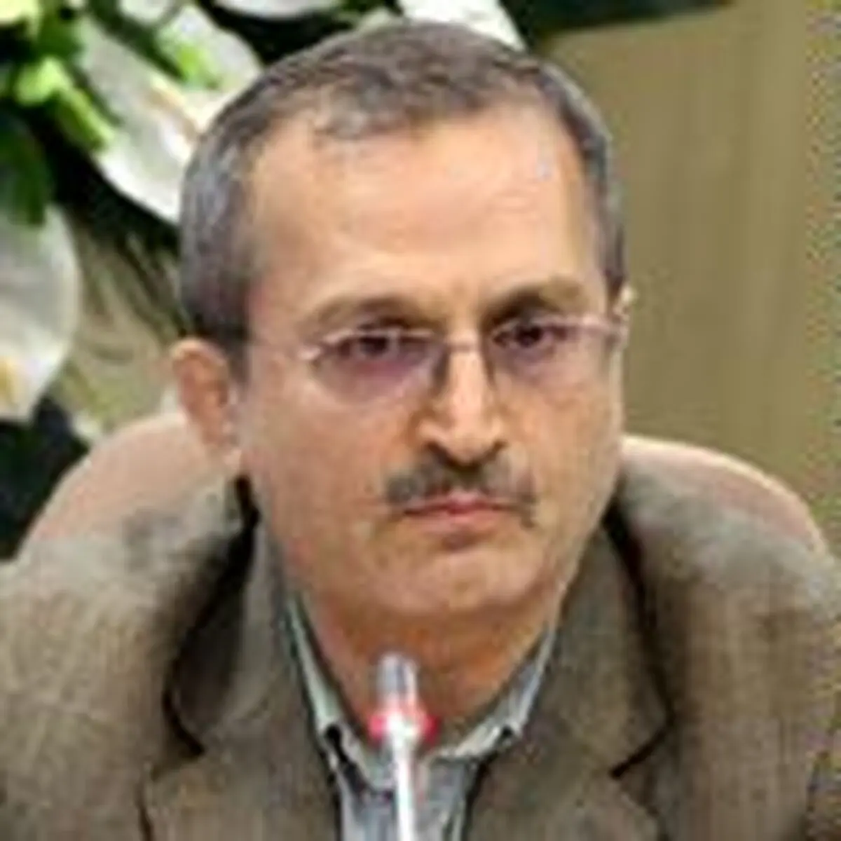 مدیرکل حوزه ریاست هلال احمر خبر دبیرکلی خود را رد کرد