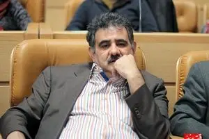 سوری: معلوم نیست باید رشد اقتصادی ۴.۴ درصدی را قبول کنیم یا رشد ۵.۴ را!/ اختلاف بین آمار مرکز آمار و بانک‌مرکزی خیلی زیاد است