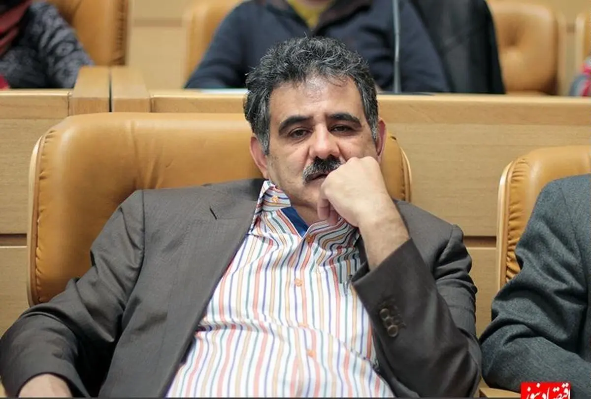 سوری: معلوم نیست باید رشد اقتصادی ۴.۴ درصدی را قبول کنیم یا رشد ۵.۴ را!/ اختلاف بین آمار مرکز آمار و بانک‌مرکزی خیلی زیاد است
