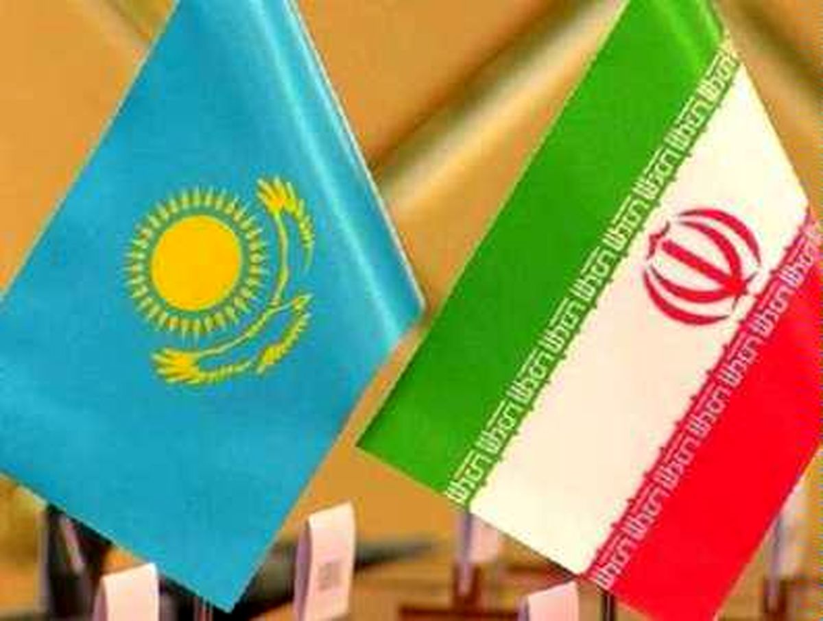 روحانی قانون موافقت‌نامه حمل و نقل بین‌المللی مسافر و کالا بین ایران و قزاقستان را ابلاغ کرد