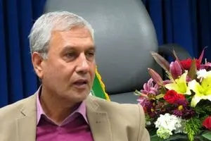 ربیعی قبل از وزارت: یک ساعت کار در هفته را شغل می‌دانید؟/ ربیعی بعد از وزارت: با تعریف یک ساعت کار در هفته، ۲.۵ میلیون شغل ایجاد کردیم!