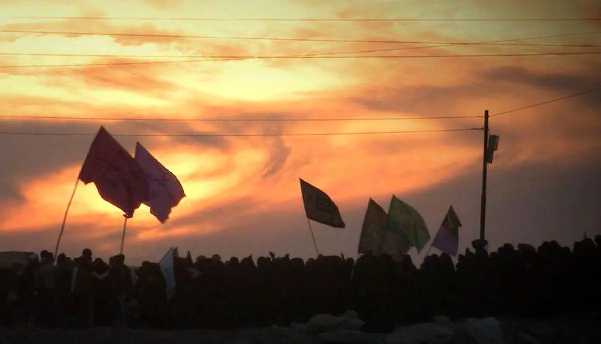 "حاشیه‌ای کوتاه از یک متن بلند" به شبکه افق رفت