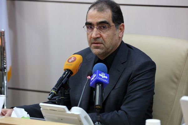 بازدید وزیر بهداشت از تاسیسات بهداشتی الجزایر/ تهران به پیشبرد داروسازی الجزیره کمک می کند