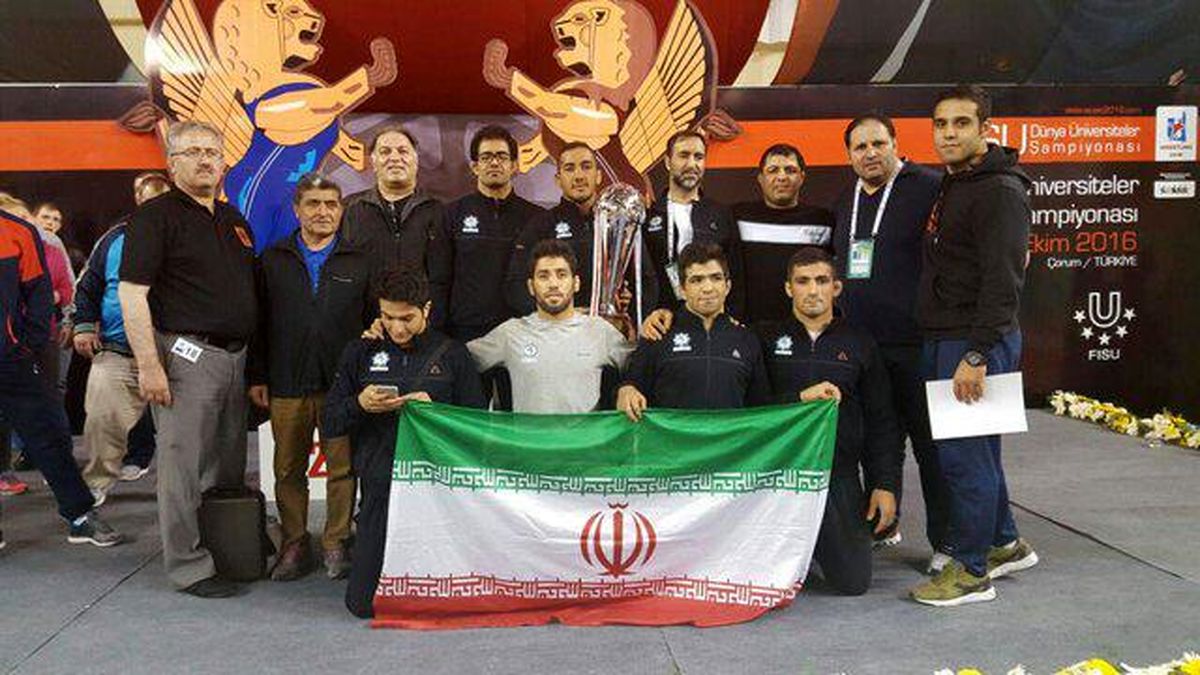 وزارت ورزش و جوانان قهرمانی تیم کشتی آزاد دانشجویان ایران را تبریک گفت