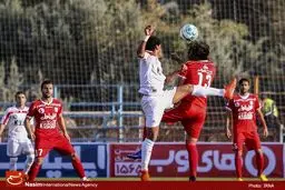 برتری پیکان و تراکتورسازی تبریز در نیمه نخست