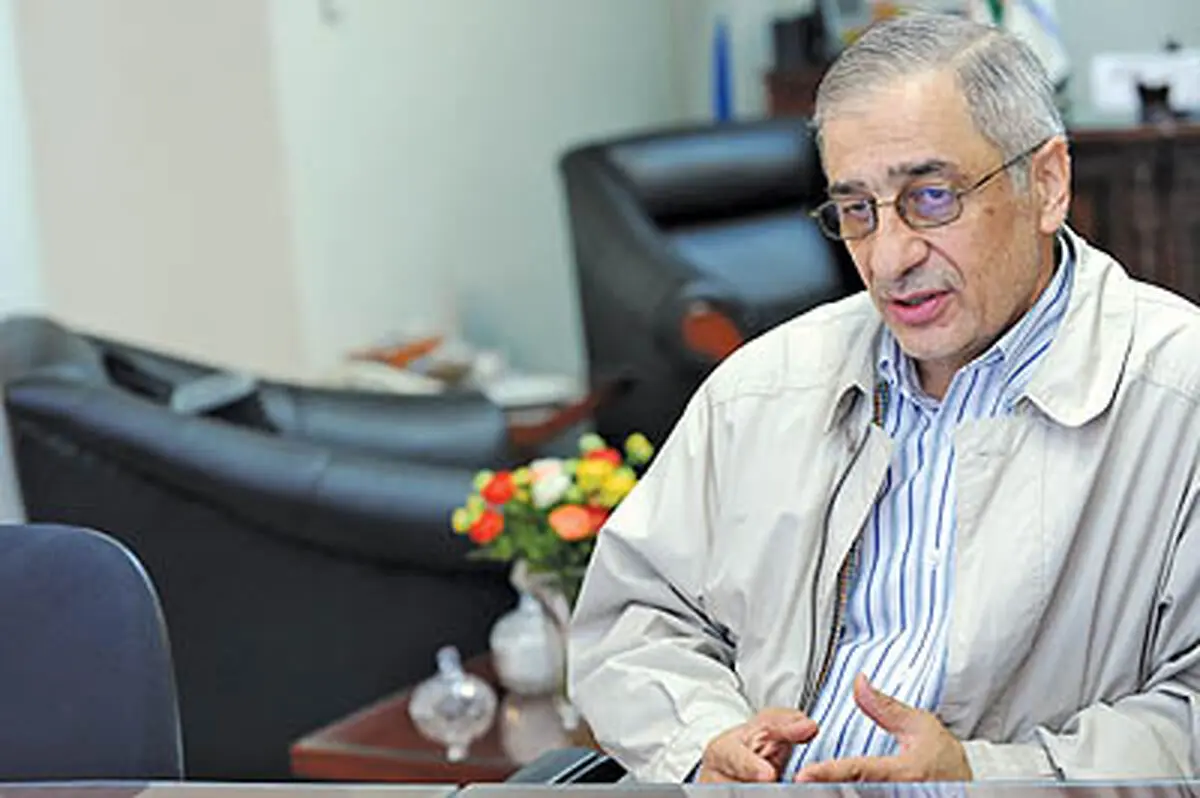 مظاهری: بدعت بسیار ناشایست عدم تسویه تنخواه بانک مرکزی در دولت روحانی بنا نهاده شد