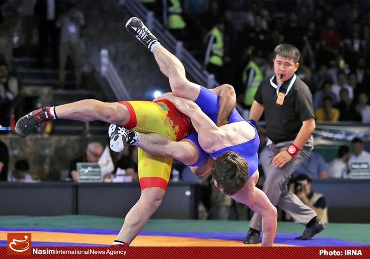 مسجل شدن یک مدال نقره ایران/ تلاش کشتی‌گیران برای کسب سه نشان برنز