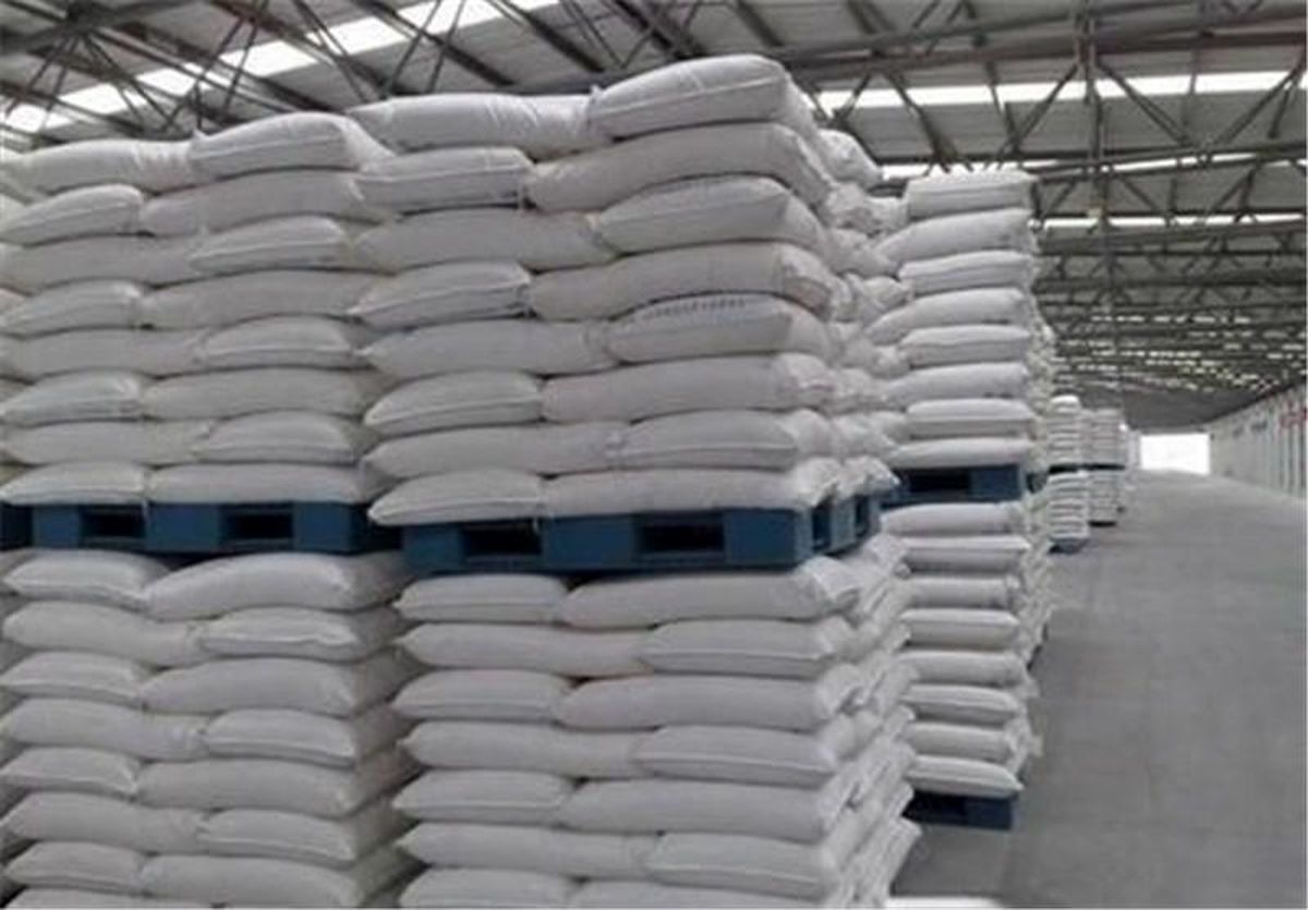 ۳۵۰۰ کارگر کارخانجات تصفیه کننده شکر در آستانه بیکاری/ واردات ۷۰۰ هزار تنی شکر از خارج