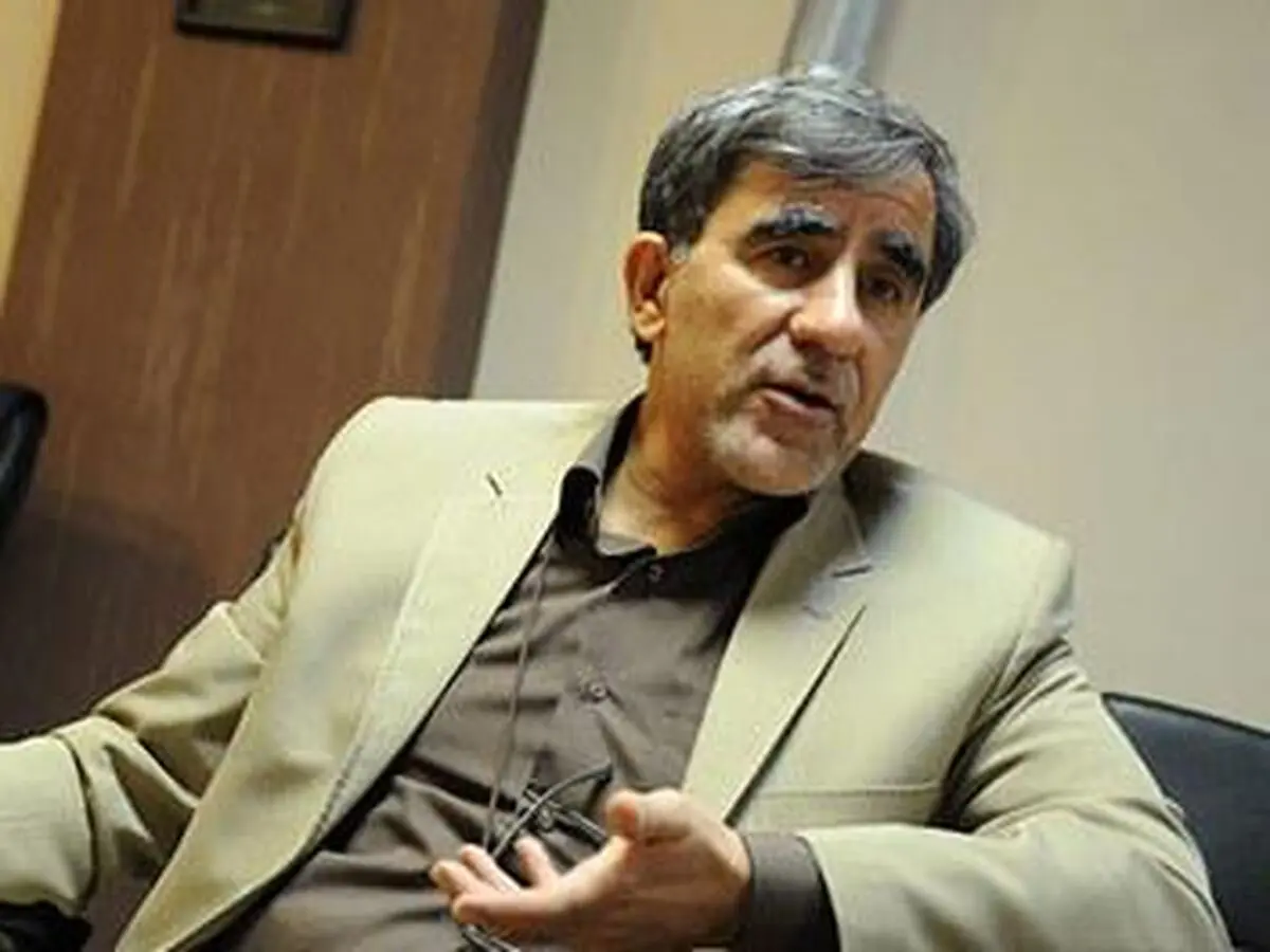 ستاریان: بخش مسکن تا بهار ۹۶ رونق پیدا نمی‌کند/ رکود در مسکن کل صنایع وابسته را ورشکست کرد/ آخوندی رکود در مسکن را درک نکرد