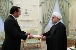 سفیر جدید انگلیس با روحانی دیدار و گفتگو کرد + عکس