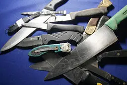 شرایط مجازات تولید و حمل سلاح سرد مشخص شد