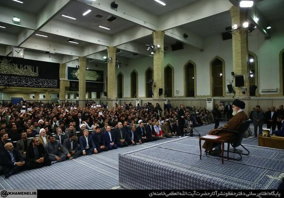 دیدار هزاران نفر از دانش‌آموزان و دانشجویان با رهبر انقلاب