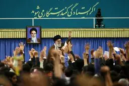 دیدار هزاران نفر از دانش‌آموران و دانشجویان با رهبر معظم انقلاب