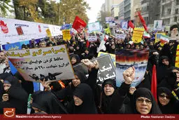 راهپیمایی دانشجویان از دانشگاه امیرکبیر تا لانه جاسوسی سابق آمریکا