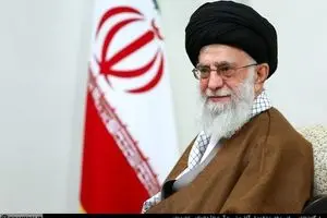 رهبر انقلاب: سلام بنده را به دانشجویان برسانید و از هدیه‌ای که داده‌اند، تشکر ویژه‌ای کنید